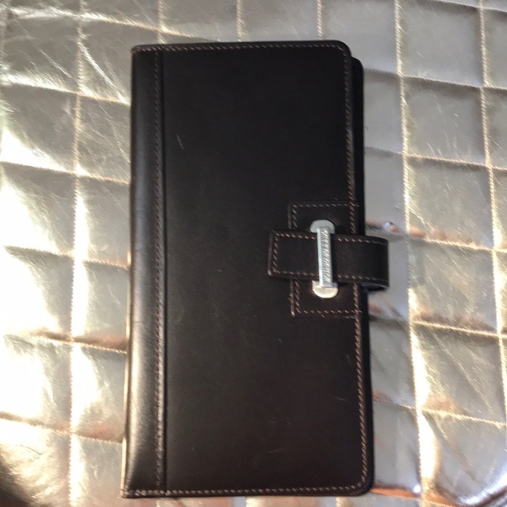 Cutter & Buck Passport Wallet